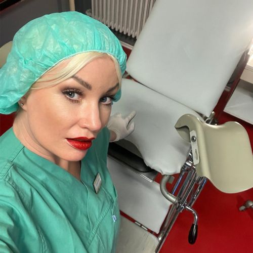 Galeriebild 4 von Victoria Violence