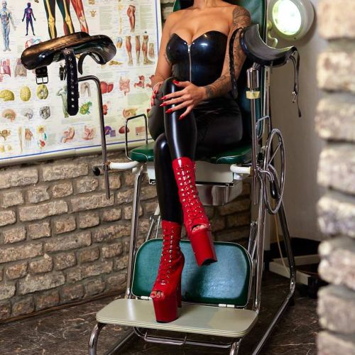 Galeriebild 6 von Lady Amelie South